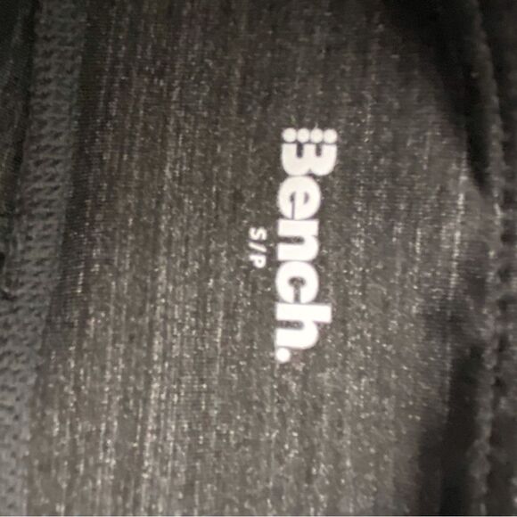 2/40$ BENCH legging charcoal small lightweight athletics sports yoga small - Picture 9 of 15